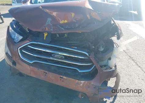 2020 Ford Ecosport Titanium z USA, uszkodzony, nr VIN MAJ6S3KL3LC349790